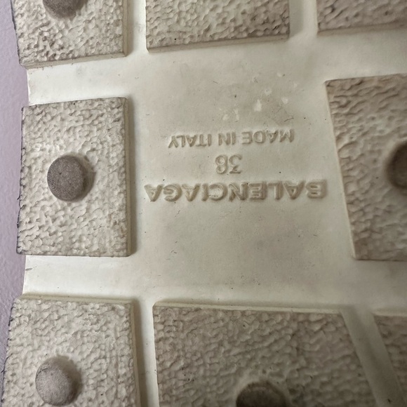 Balanciaga  shoes - Picture 12 of 16